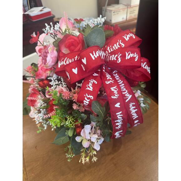 Valentines Day Floral Centerpiece Handcrafted Home Decor, Gift Basket - Picture 3 of 9